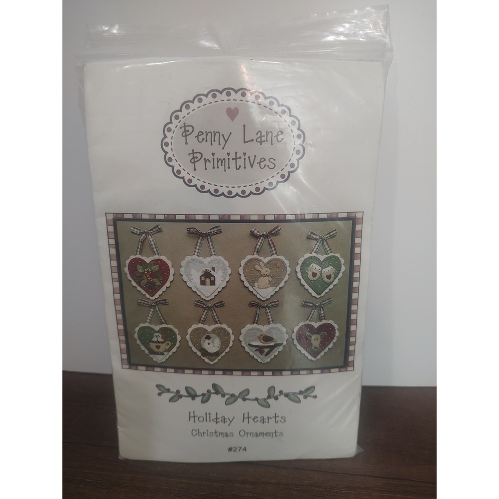 Wool Blend Felt Holiday Hearts Christmas Ornament Kit  Penny Lane Primitives A11